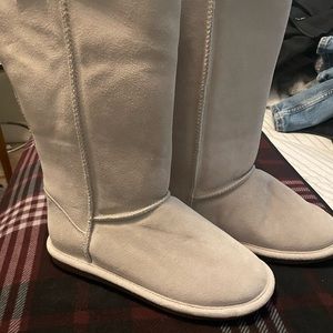 BearPaw boots ,womens 9